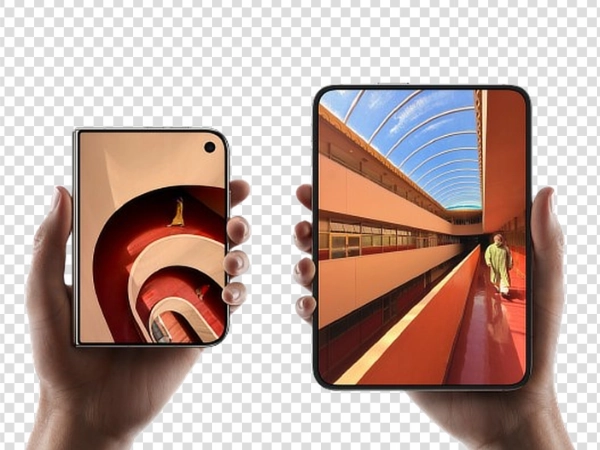 iPhone Duo PNG – Two iPhone Phones Transparent Image
